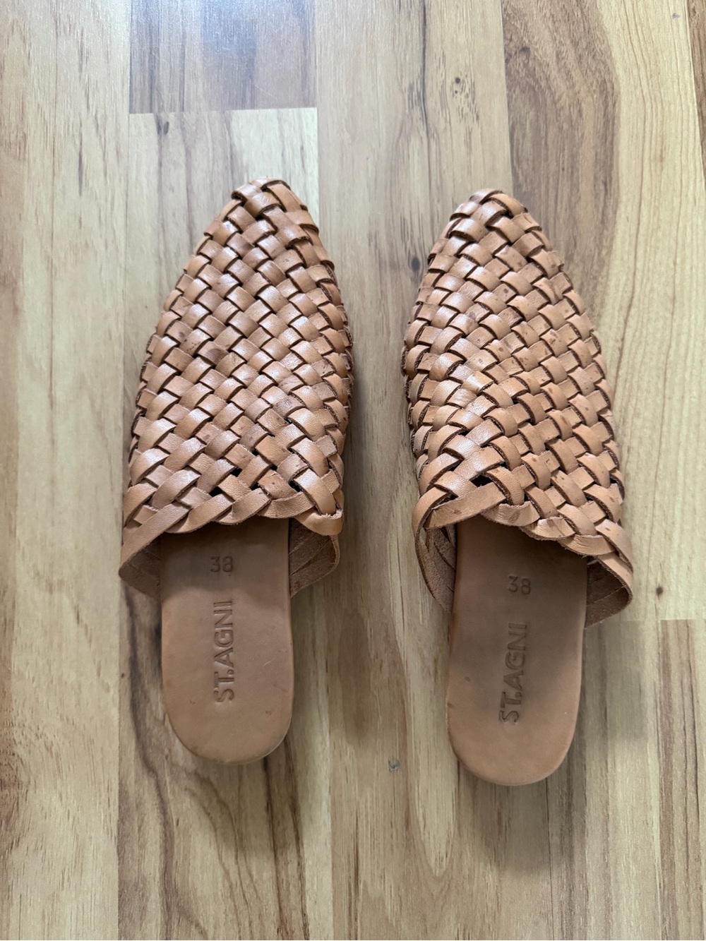 St. Agni Woven Mules in Natural Leather - Picture 3 of 7